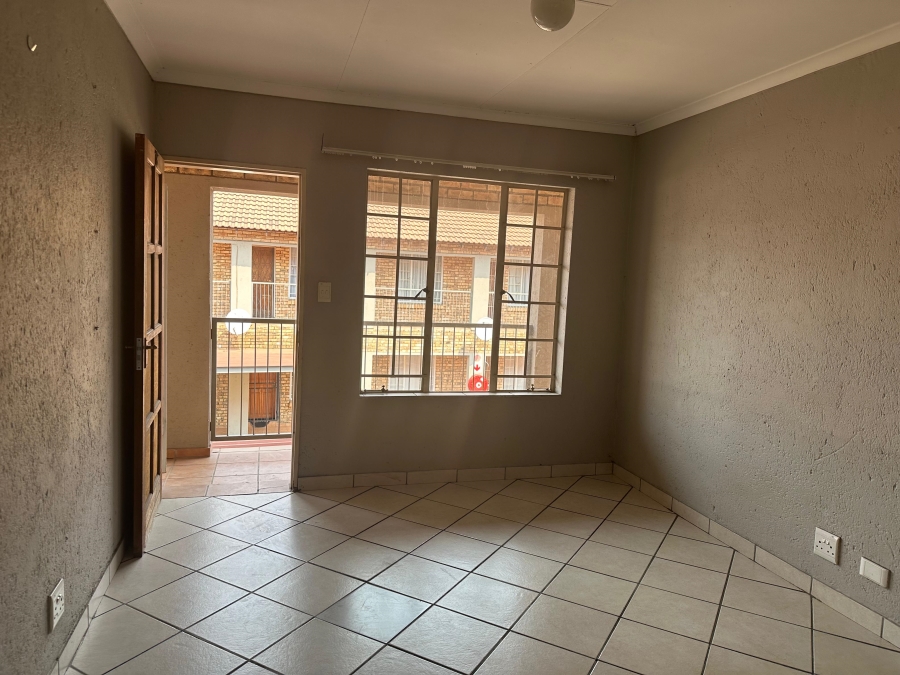 1 Bedroom Property for Sale in Rustenburg Central North West
